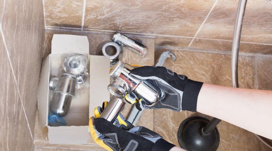 Professional gutter cleaning in Hortense, GA